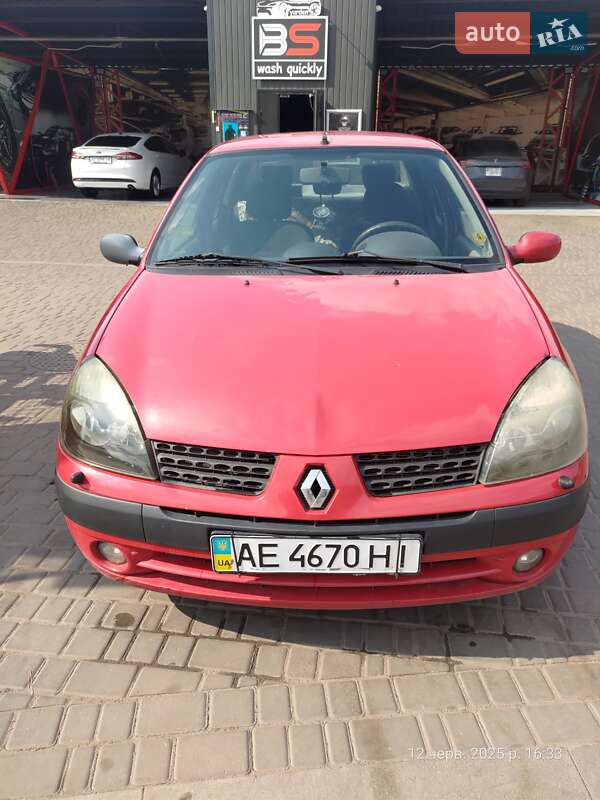 Renault Clio Symbol 2003