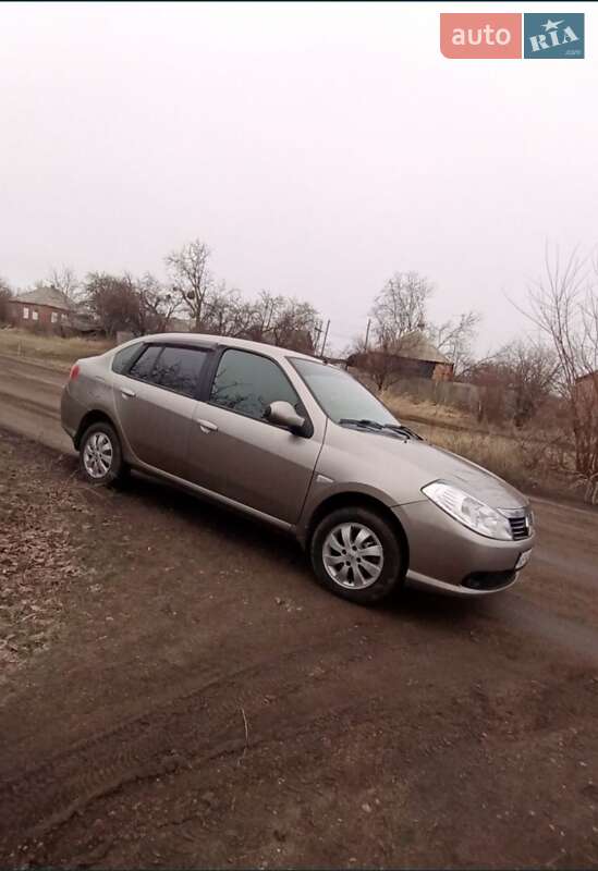 Седан Renault Clio Symbol 2008 в 