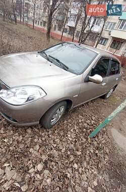 Седан Renault Clio Symbol 2008 в 