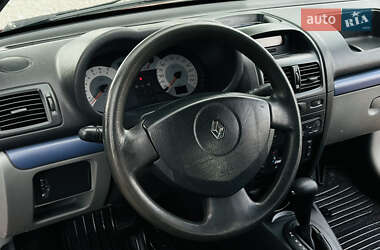 Седан Renault Clio Symbol 2006 в 