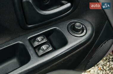 Седан Renault Clio Symbol 2006 в 