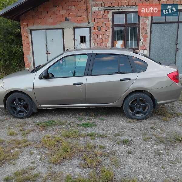 Седан Renault Clio Symbol 2008 в Черновцах