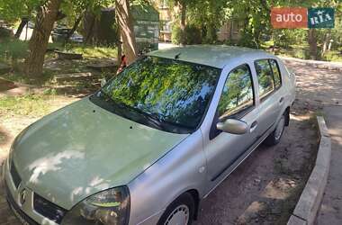 Седан Renault Clio Symbol 2005 в 