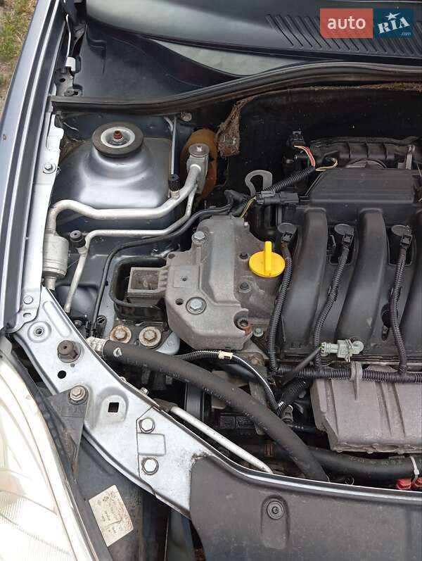 Седан Renault Clio Symbol 2008 в Запорожье