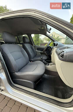 Седан Renault Clio Symbol 2005 в 