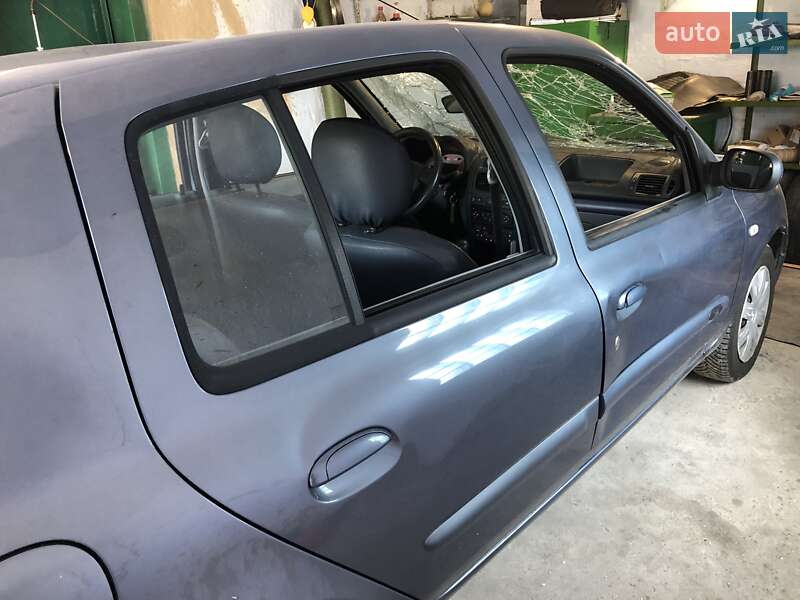 Седан Renault Clio Symbol 2008 в Дніпрі