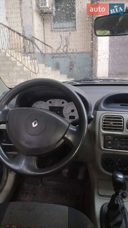 Седан Renault Clio Symbol 2004 в Кривому Розі