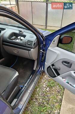 Седан Renault Clio Symbol 2006 в 