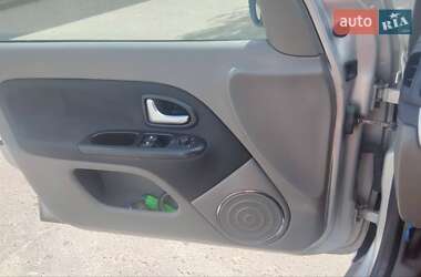 Седан Renault Clio Symbol 2011 в 