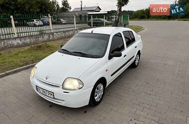 Седан Renault Clio Symbol 2001 в 