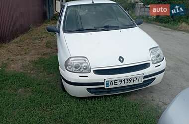 Седан Renault Clio Symbol 2002 в 