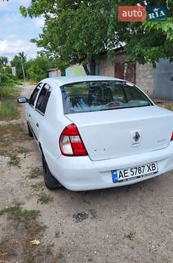 Седан Renault Clio Symbol 2008 в 