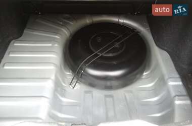 Седан Renault Clio Symbol 2005 в 