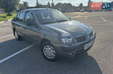 Седан Renault Clio Symbol 2004 в 