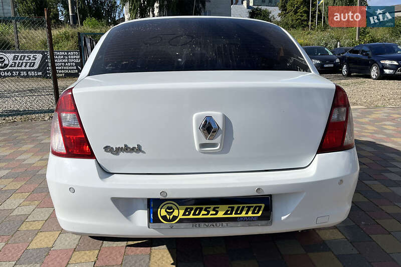 Седан Renault Clio Symbol 2006 в Стрые