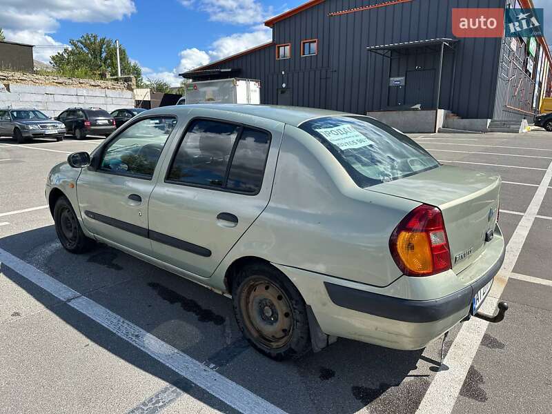 Седан Renault Clio Symbol 2002 в Ирпене