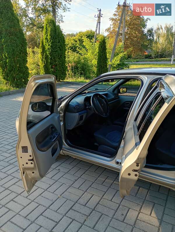 Седан Renault Clio Symbol 2008 в Прилуках фото 8 Седан Renault Clio Symbol 2008 в Прилуках