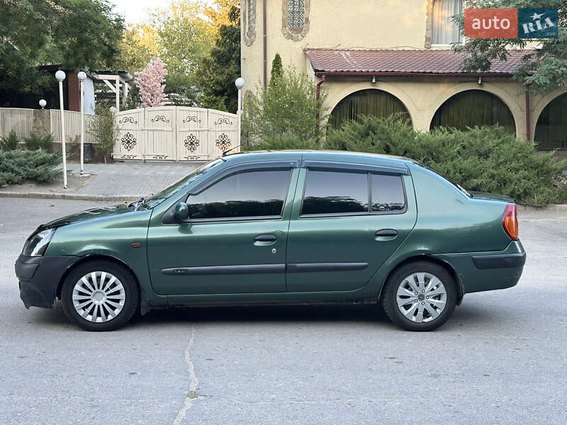 Седан Renault Clio Symbol 2002 в Николаеве