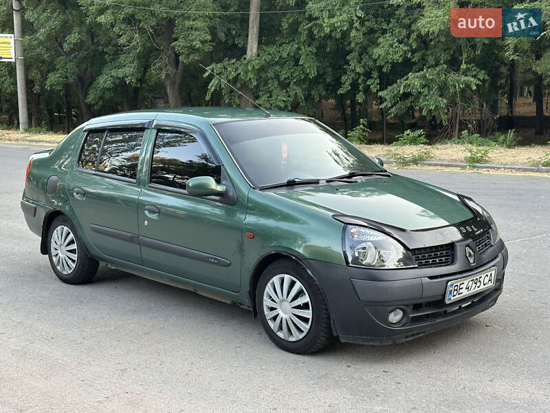 Седан Renault Clio Symbol 2002 в Николаеве
