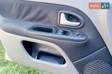 Седан Renault Clio Symbol 2008 в 
