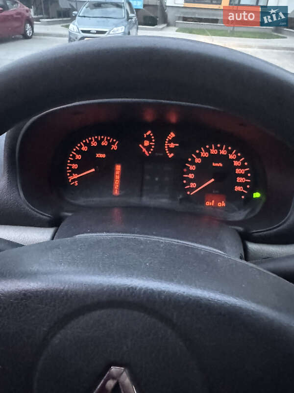 Седан Renault Clio Symbol 2003 в Вінниці