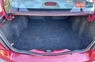 Седан Renault Clio Symbol 2006 в 
