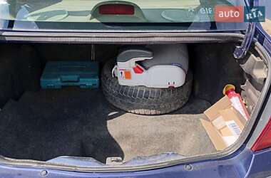 Седан Renault Clio Symbol 2006 в 