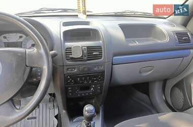 Седан Renault Clio Symbol 2008 в 