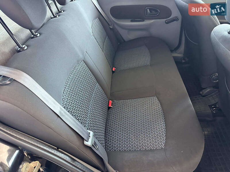 Седан Renault Clio Symbol 2006 в Одессе