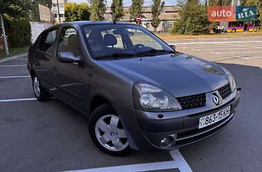Седан Renault Clio Symbol 2002 в Киеве