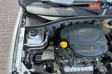 Седан Renault Clio Symbol 2005 в 