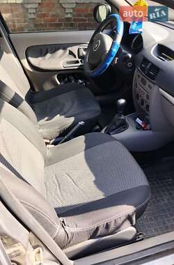 Седан Renault Clio Symbol 2008 в Запорожье