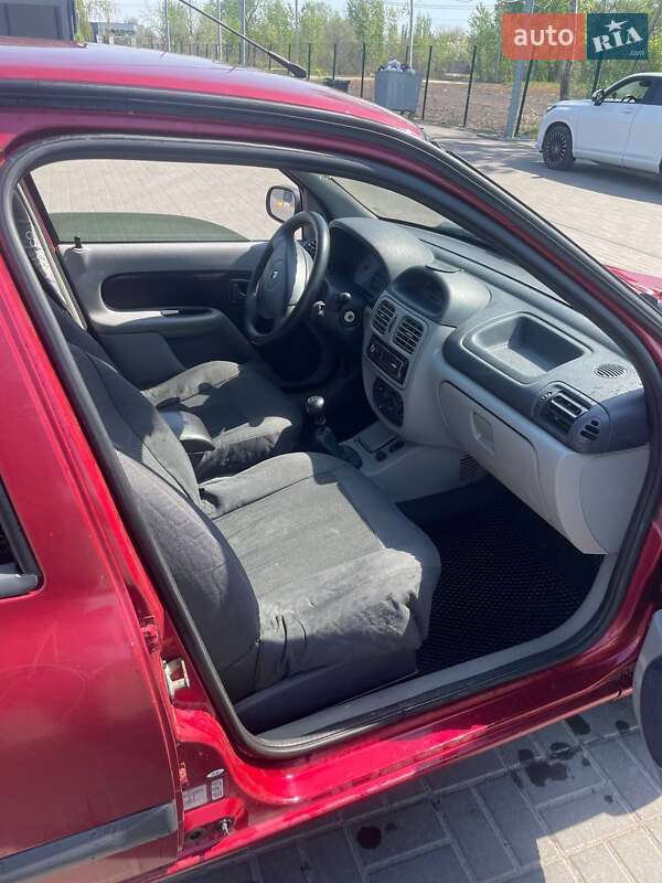Седан Renault Clio Symbol 2003 в Дніпрі