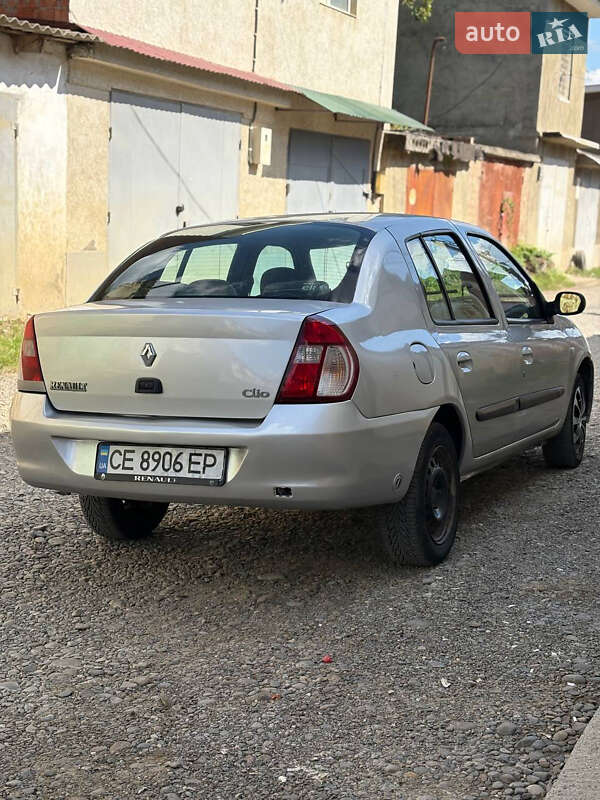 Седан Renault Clio Symbol 2006 в Черновцах