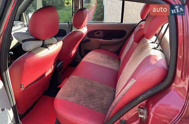 Седан Renault Clio Symbol 2003 в 
