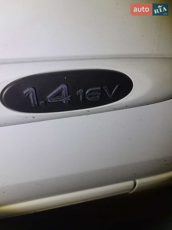 Седан Renault Clio Symbol 2008 в Николаеве