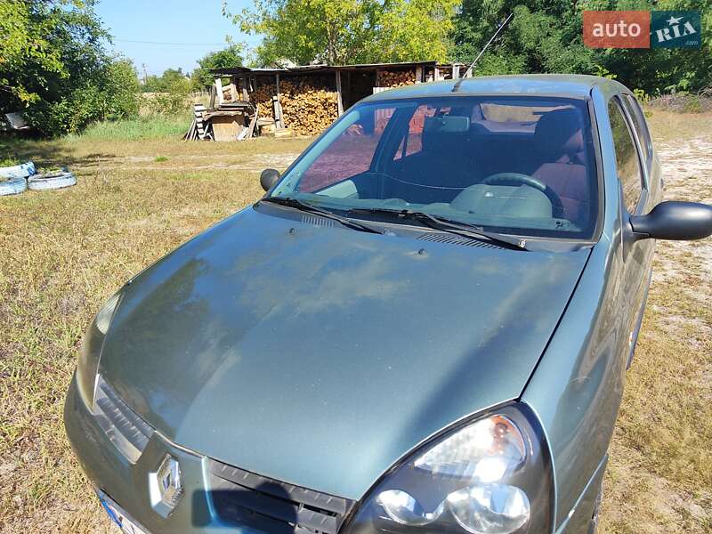 Седан Renault Clio Symbol 2008 в Киеве