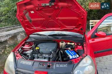 Седан Renault Clio Symbol 2006 в 
