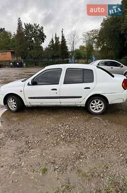 Седан Renault Clio Symbol 2001 в Коломиї