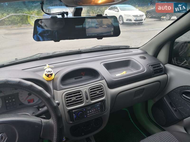 Седан Renault Clio Symbol 2003 в Полтаве