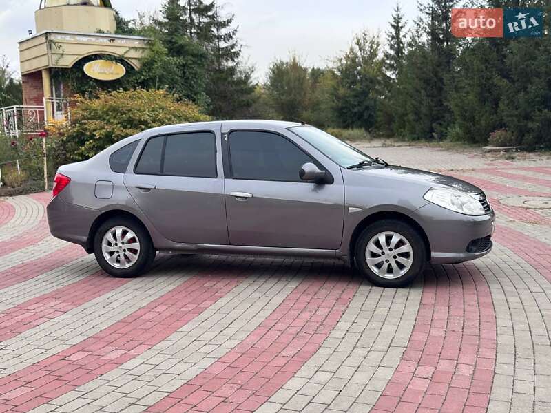 Седан Renault Clio Symbol 2008 в Запорожье