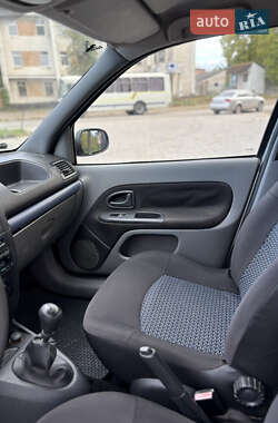 Седан Renault Clio Symbol 2006 в 