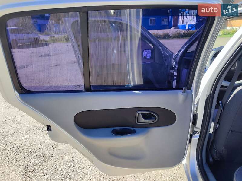 Седан Renault Clio Symbol 2006 в Бердичеві