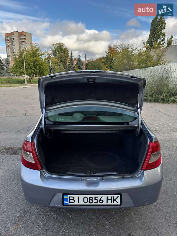 Седан Renault Clio Symbol 2008 в Кременчуці