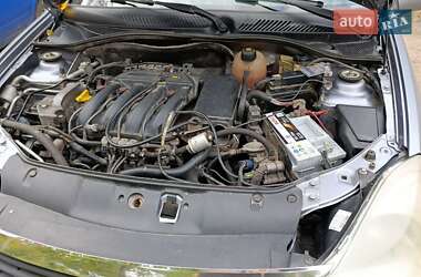 Седан Renault Clio Symbol 2008 в 
