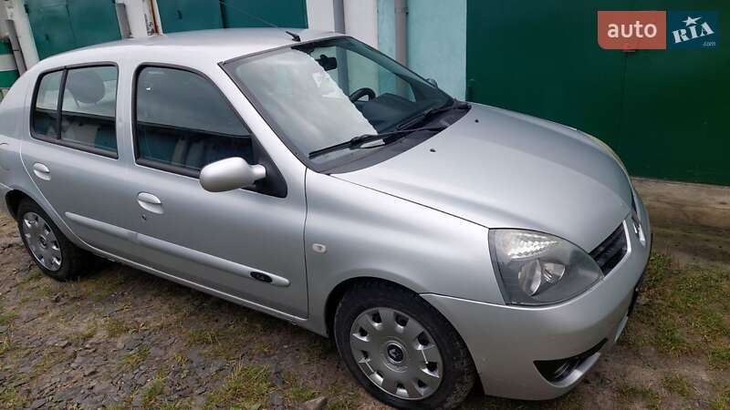 Седан Renault Clio Symbol 2007 в Вараші