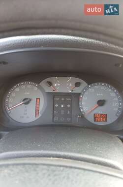 Седан Renault Clio Symbol 2005 в 
