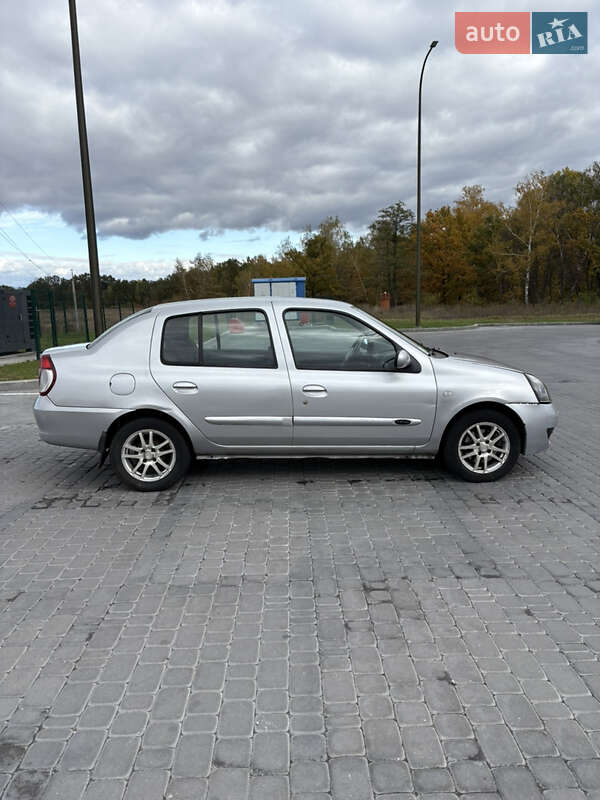 Седан Renault Clio Symbol 2006 в Козині