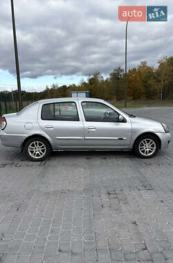 Седан Renault Clio Symbol 2006 в 