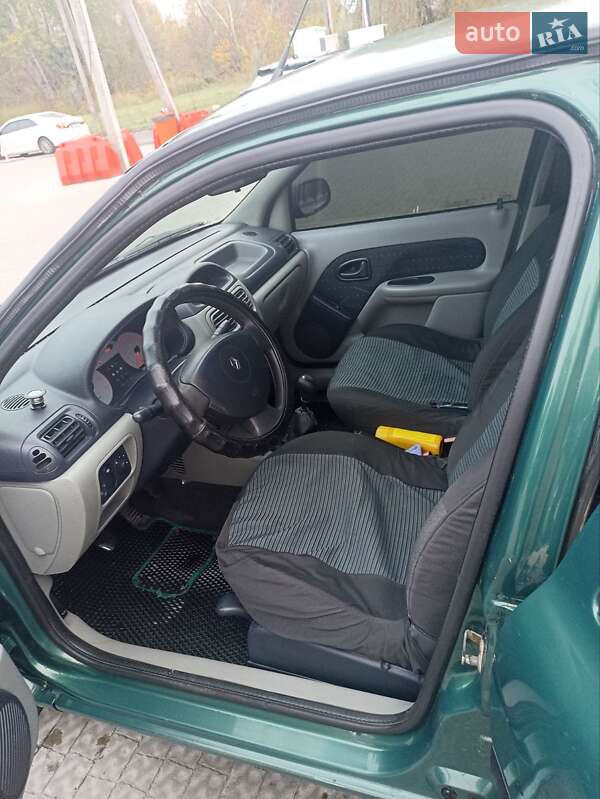 Седан Renault Clio Symbol 2003 в Полтаве